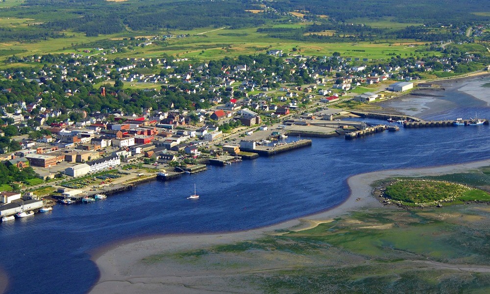 More than scenic, Nova Scotia’s coasts are an economic driver. 